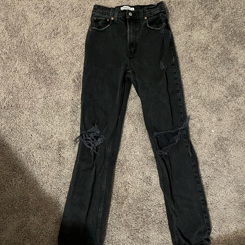 Abercrombie black 90s straight ultra high rise ripped jeans
